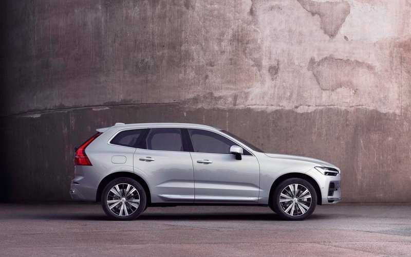 
            Volvo обновила кроссовер XC60
        