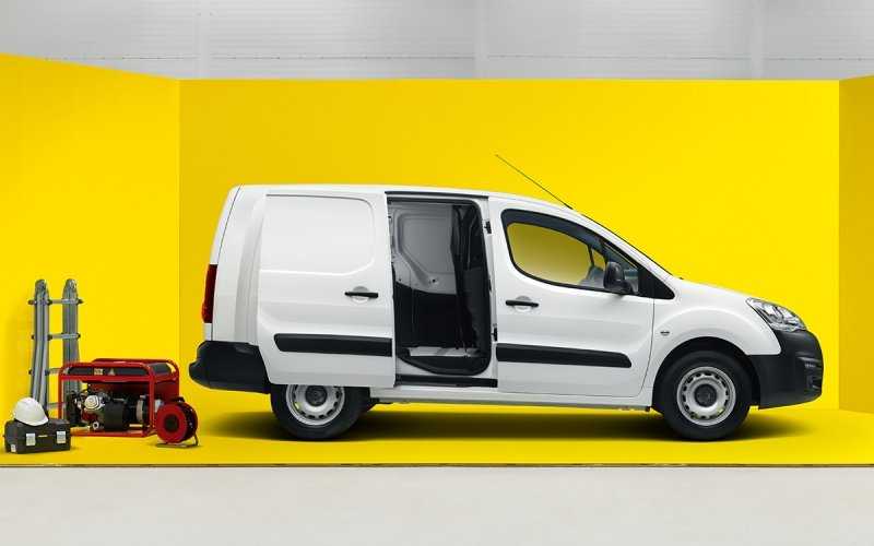 
            Opel объявил цены на новую модель российского производства
        
