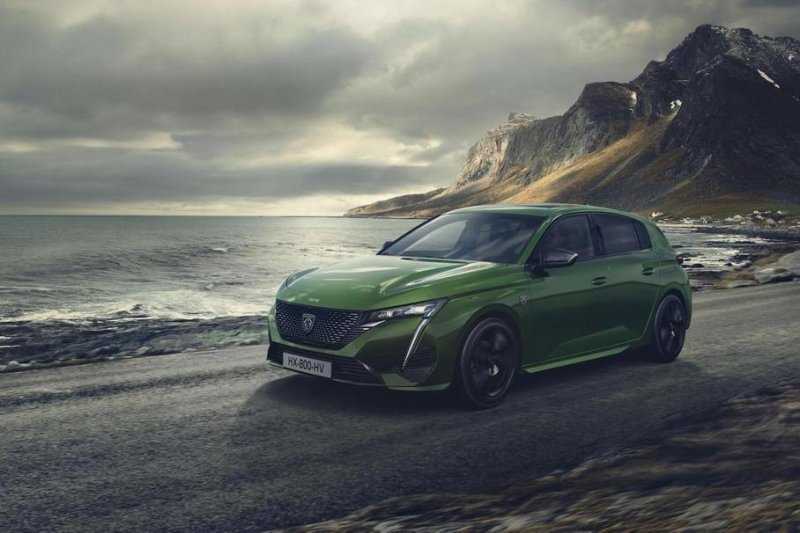Электрический лифтбек BMW i4, новый Peugeot 308 и экстремальная Pagani Huayra R: главное за неделю