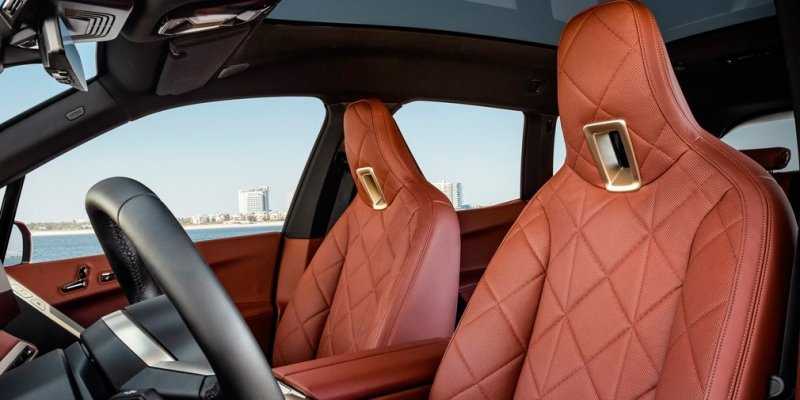 
            BMW привезет в Россию новый кроссовер в 2022 году
        