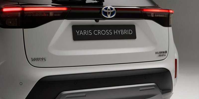 
            Маленький кроссовер Toyota Yaris Cross получил версию для бездорожья
        