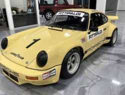 Гоночный Porsche 911 Пабло Эскобара продают за 163,5 млн рублей