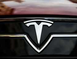 Илон Маск: Tesla закроют, если автомобили заметят в шпионаже