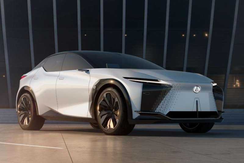 Lexus показал 544-сильный электрокар с запасом хода 600 километров