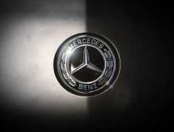 Mercedes-Benz отправит в ремонт 2,6 млн автомобилей с серьезным дефектом