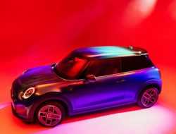 MINI раскрыла сроки полного перехода на электромобили