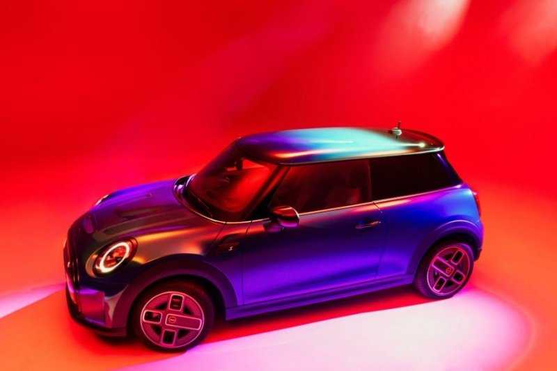 MINI раскрыла сроки полного перехода на электромобили