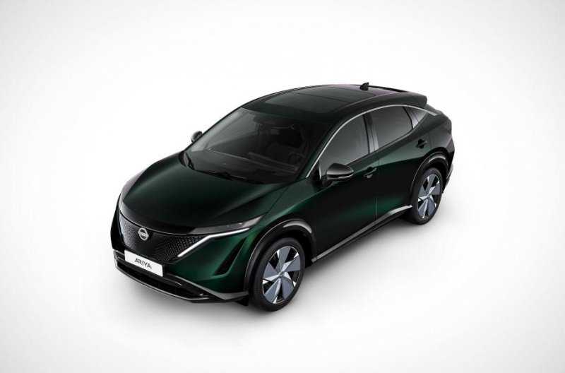 Nissan рассказал, в какие цвета будет красить электрокары Ariya