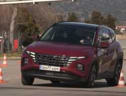 Новый Hyundai Tucson справился с «лосиным тестом» хуже Renault Captur