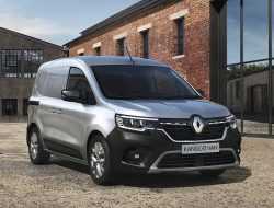 Новый Renault Kangoo удивил огромным дверным проемом