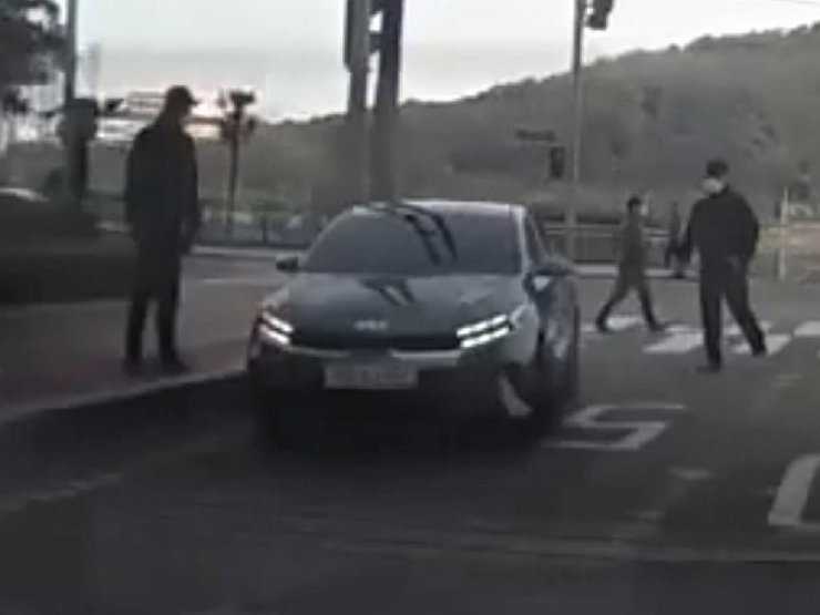 Опубликованы первые фотографии обновленного Kia Cerato