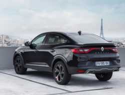 Renault привезла кросс-купе Arkana в Европу: цены удивили
