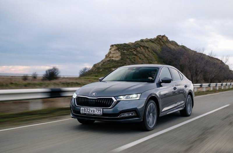 Российская Skoda Octavia обзавелась новыми моторами