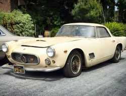 Ржавый 59-летний Maserati, 43 года простоявший в гараже, продали за 16,7 миллиона рублей