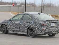 Subaru WRX нового поколения сфотографировали во время тестов
