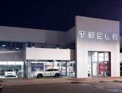 Tesla стала самой дорогой автомобильной компанией в мире