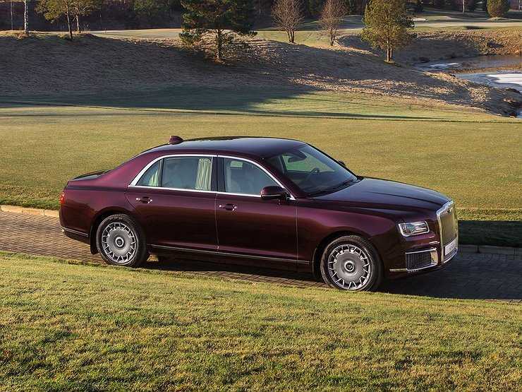 В продажу поступили седаны Aurus Senat, доступные для всех желающих