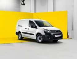 В России начали торговать грузовыми «каблучками» Opel Combo Cargo