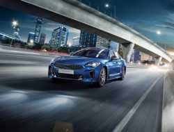 В России начались продажи обновленного Kia Stinger