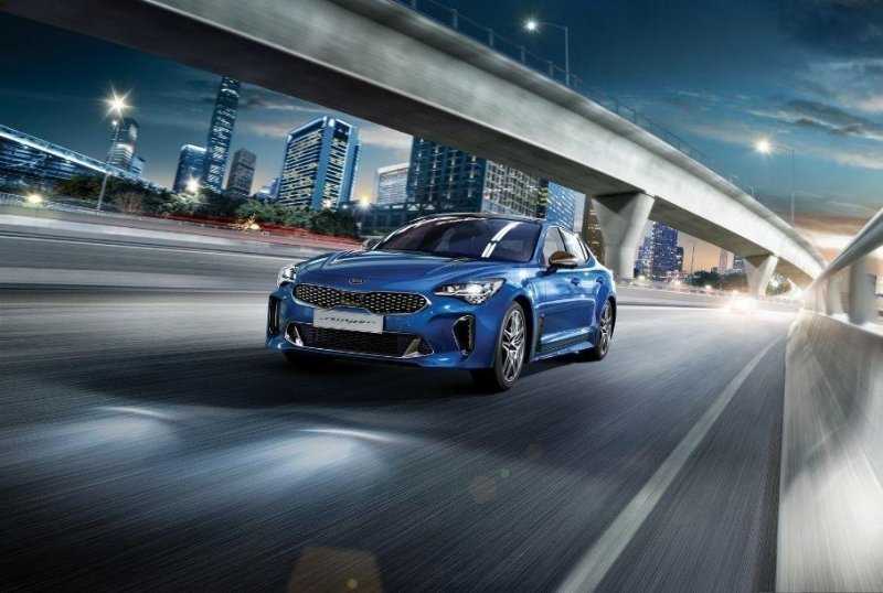 В России начались продажи обновленного Kia Stinger