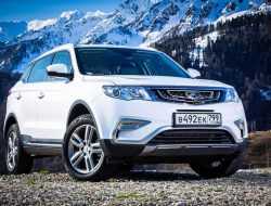 В России подорожали три кроссовера Geely