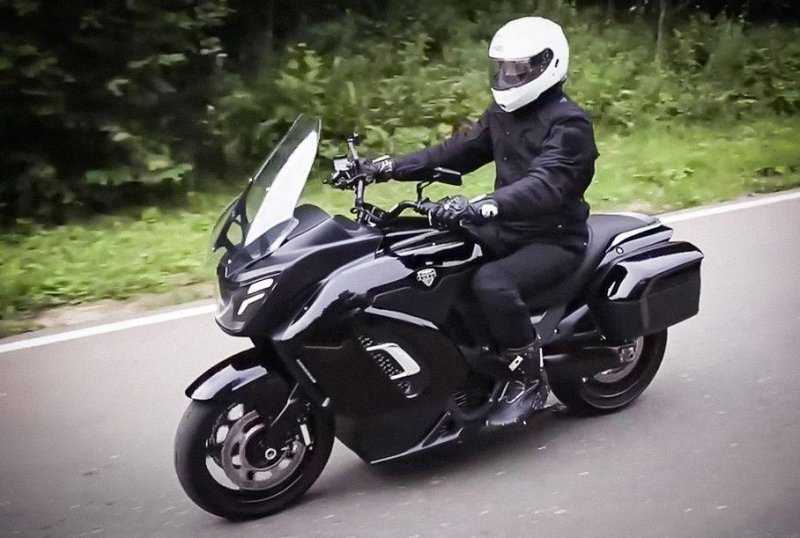 Видео: представлен электрический мотоцикл Aurus