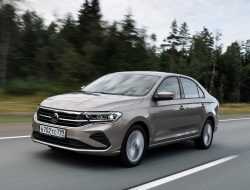 Volkswagen представил «футбольный» Polo дороже миллиона рублей