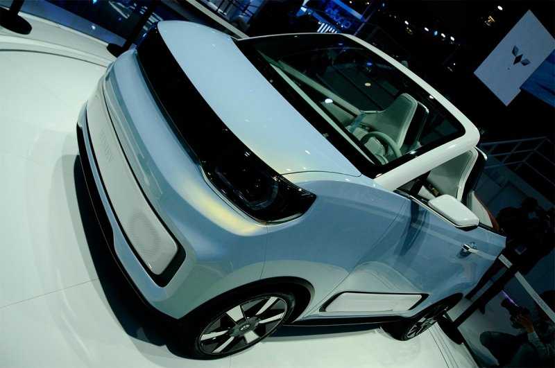 
            Самый популярный китайский электрокар превратили в кабриолет
        