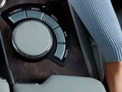 Aurus рассказал о медиасистеме люксового седана Senat