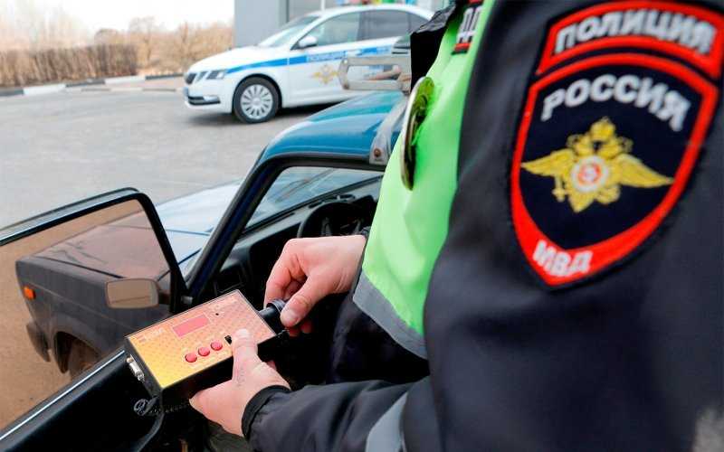 
            В Москве ГИБДД начала охоту на тонировку
        