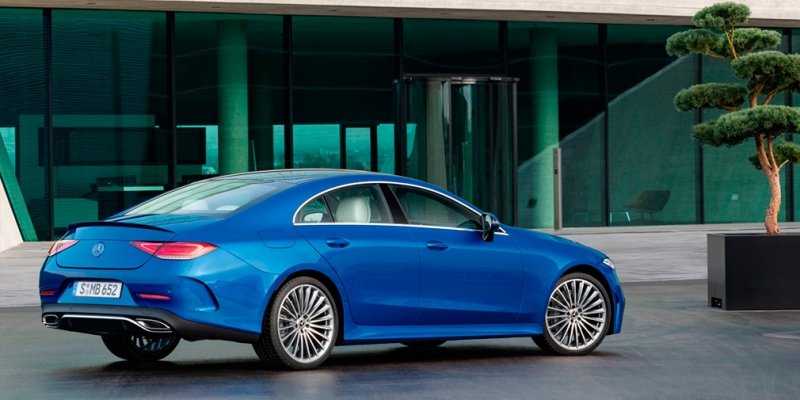 
            Mercedes представил обновленный CLS. До России седан доберется в июле
        