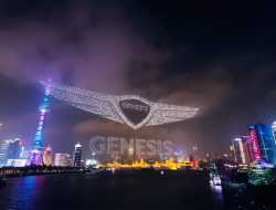 Genesis показал свои автомобили с помощью 3 тысяч дронов. Видео