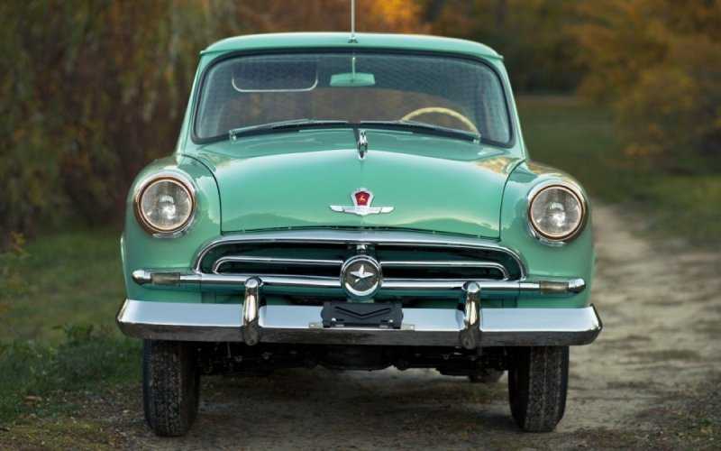 
            Путин задекларировал два автомобиля ГАЗ, &laquo;Ниву&raquo; и прицеп
        