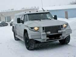 400-сильный бронированный внедорожник Комбат продают за 106 миллионов рублей