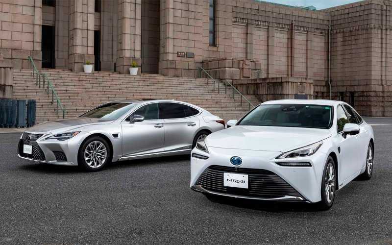 
            Автомобили Toyota и Lexus получили автопилот. Видео
        