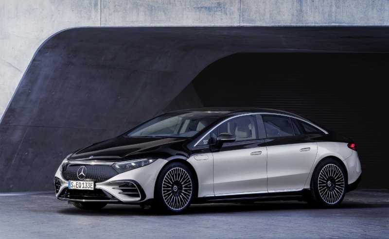 
            Mercedes-Benz EQS: 350 сенсоров, автопилот и запас хода 770 км
        
