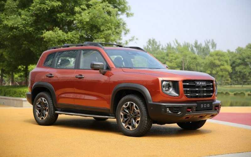 
            Внедорожники «Большой пес» и «Танк» от Haval в России: первые фото
        