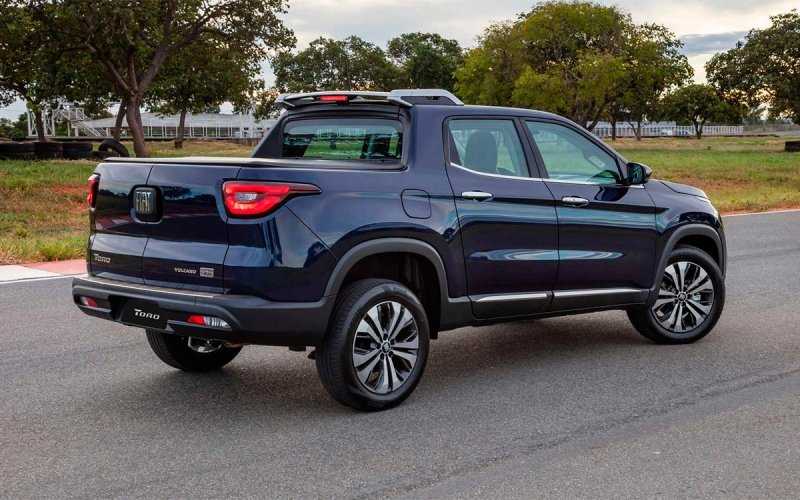 
            Fiat обновил свою самую большую легковушку
        