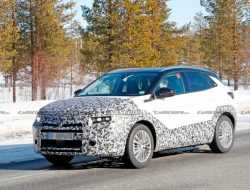 Обновленный Opel Grandland X впервые заметили на тестах. Фото