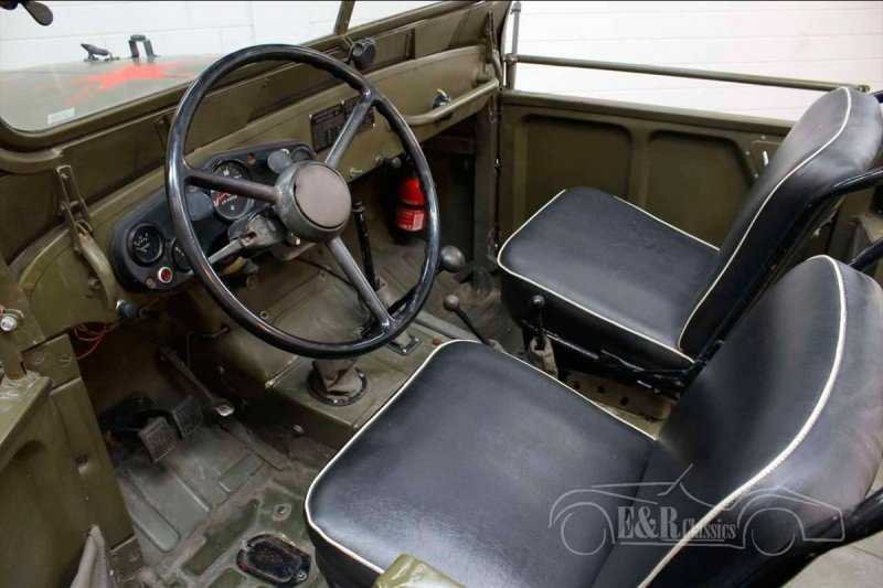 
            В Нидерландах выставили на продажу советский внедорожник за &euro;13 тыс.
        