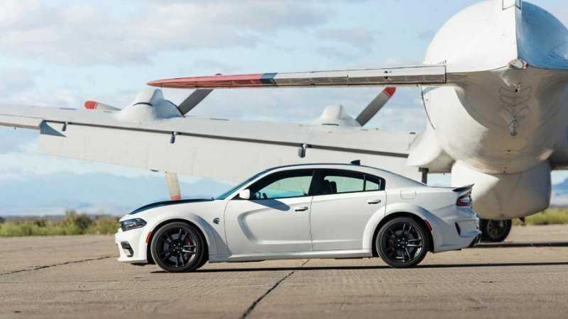 Американским маслкарам придётся стать гибридами, чтобы выжить