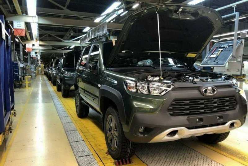 АвтоВАЗ объявил о переносе сборки Lada Niva Travel