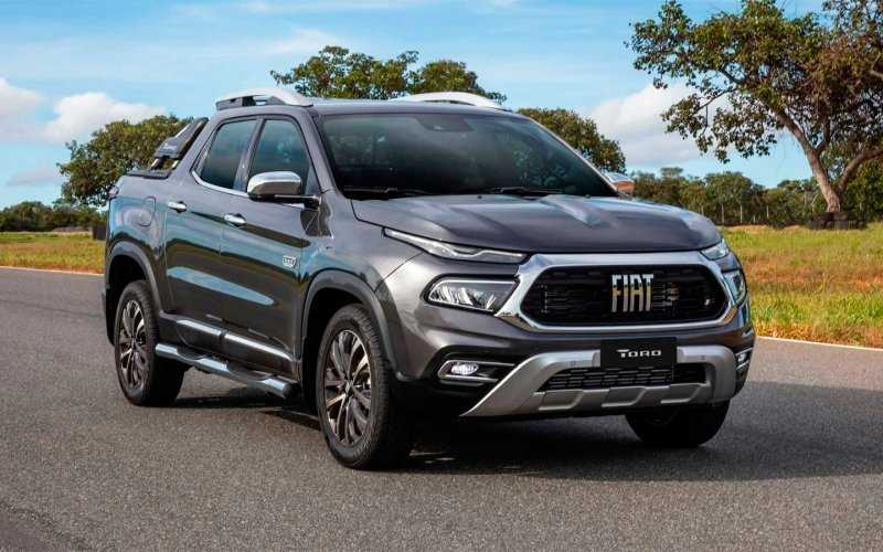 
            Fiat обновил свою самую большую легковушку
        