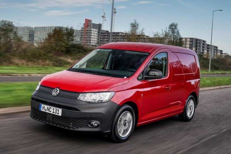 До России добрался новый Volkswagen Caddy: объявлены цены