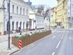 В Москве на месте парковок предложили построить летние кафе
