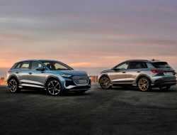 Audi представила новый кроссовер Q4 e-tron и его купеобразную версию