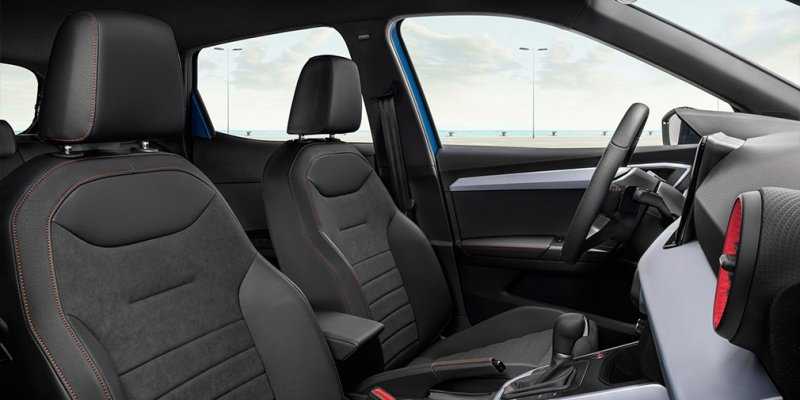 
            Seat обновил свой самый маленький кроссовер
        