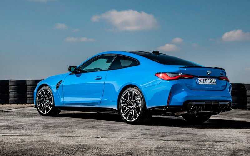 
            BMW назвала российские цены на полноприводные M3 и M4
        