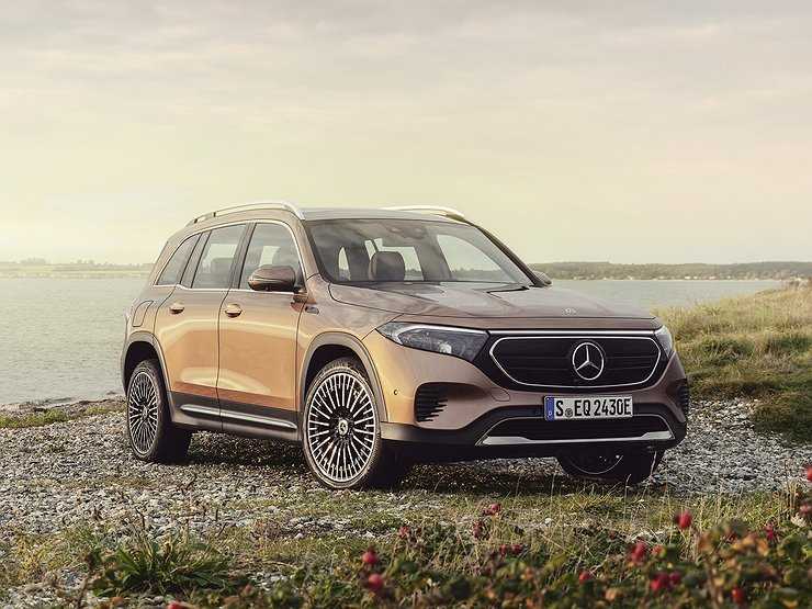 Из кроссовера Mercedes-Benz GLB сделали новую модель EQB
