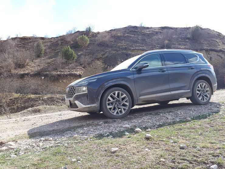 Капремонт по-корейски: первый тест-драйв нового Hyundai Santa Fe